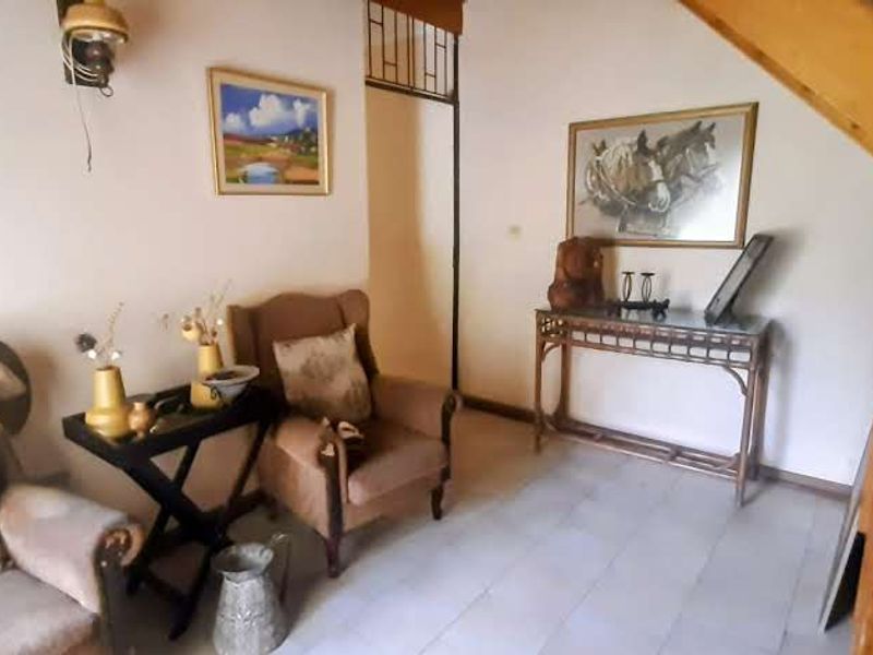 Tranquil Green Escape on Expansive Golden Land! - Photo 4