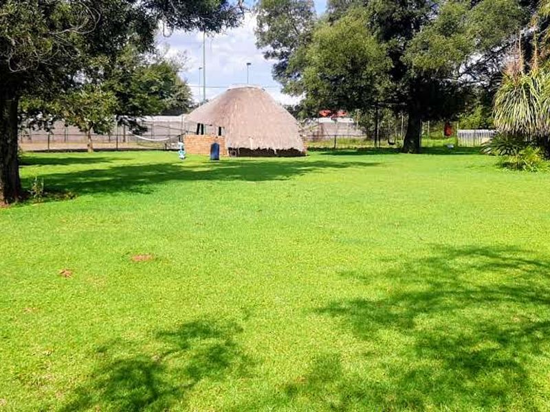 Property Goldmine Awaiting Visionaries! - Photo 2