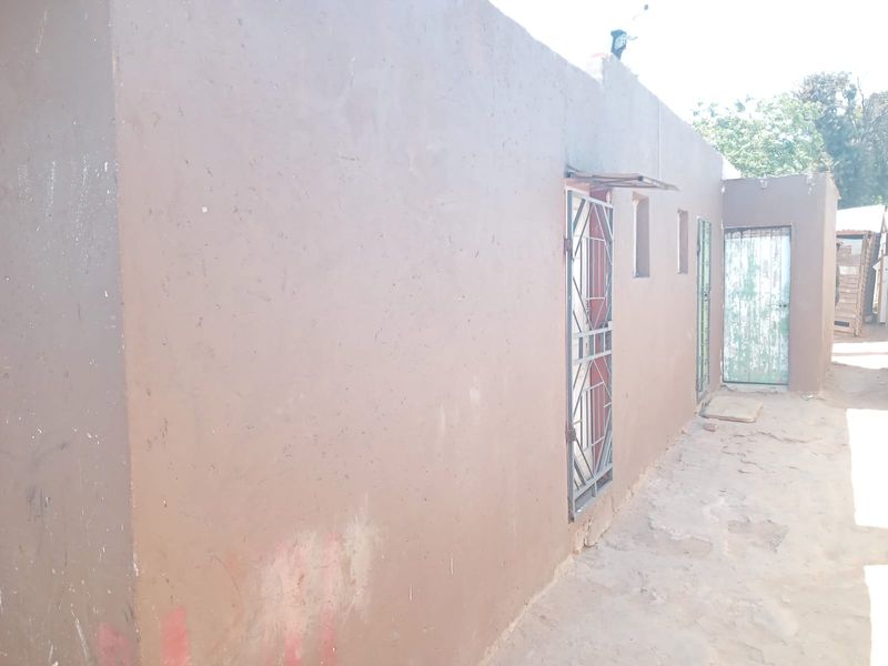 INVESTMENT - Photo 9