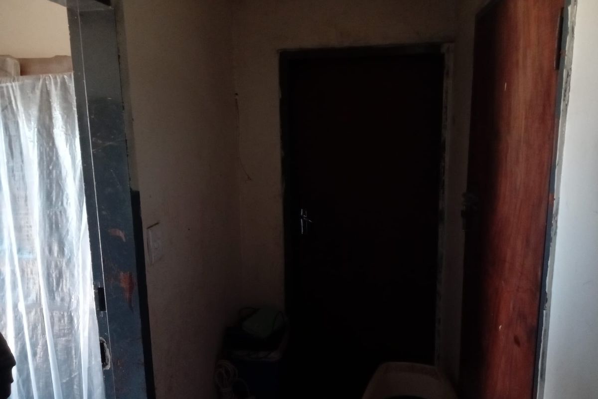 INVESTMENT - Photo 4