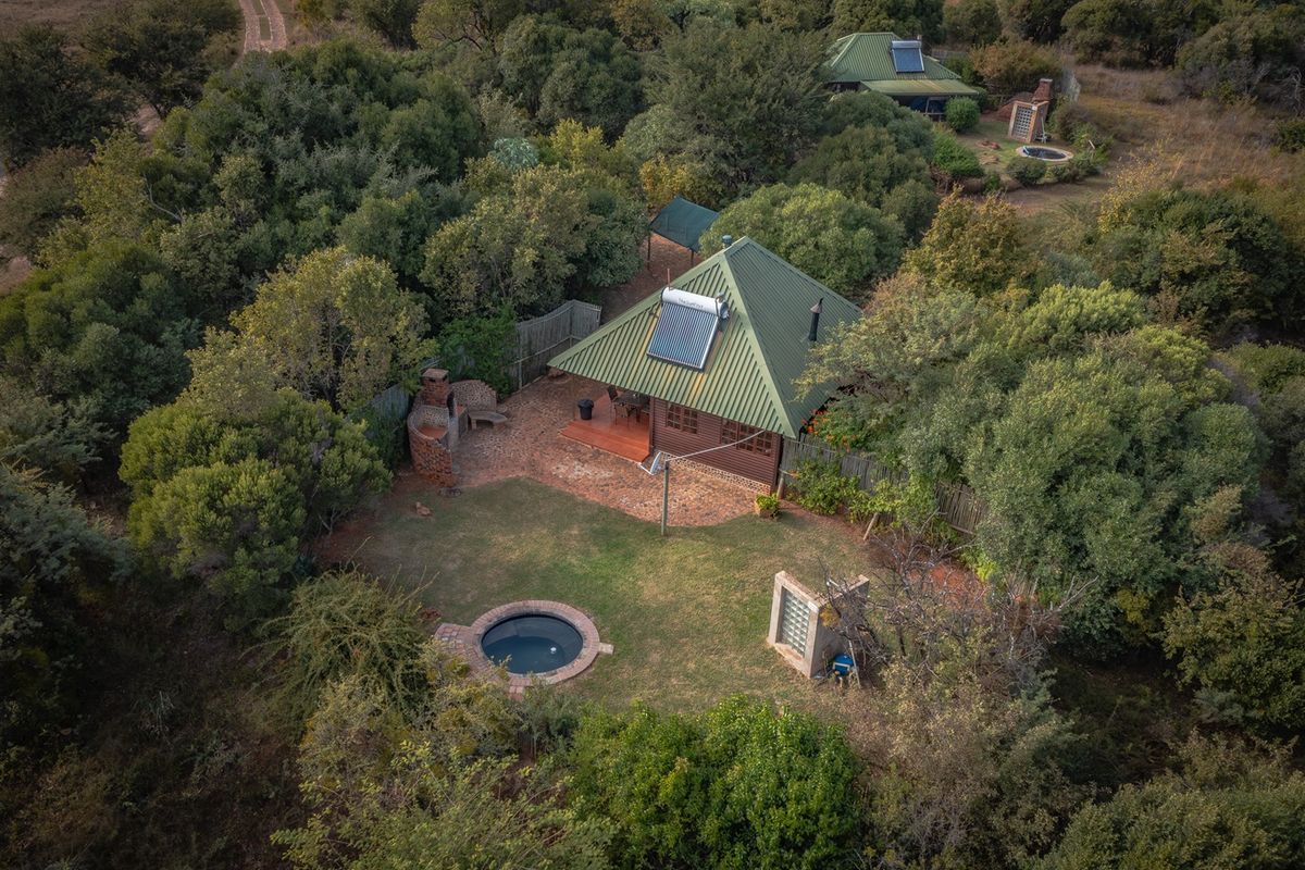 Unique pet friendly Guest Lodge with 360 degrees views - Photo 5