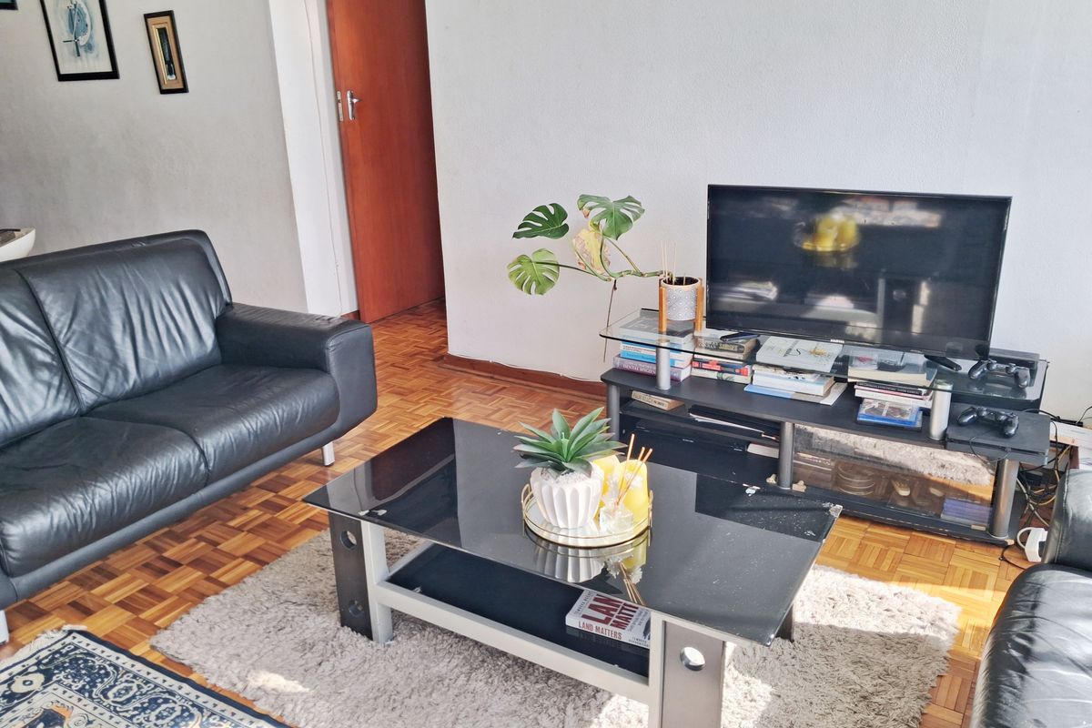 HUMEWOOD 2 BED 2 BATH FURNISHED APARTMENT WITH PARKING FOR RENT - Photo 3