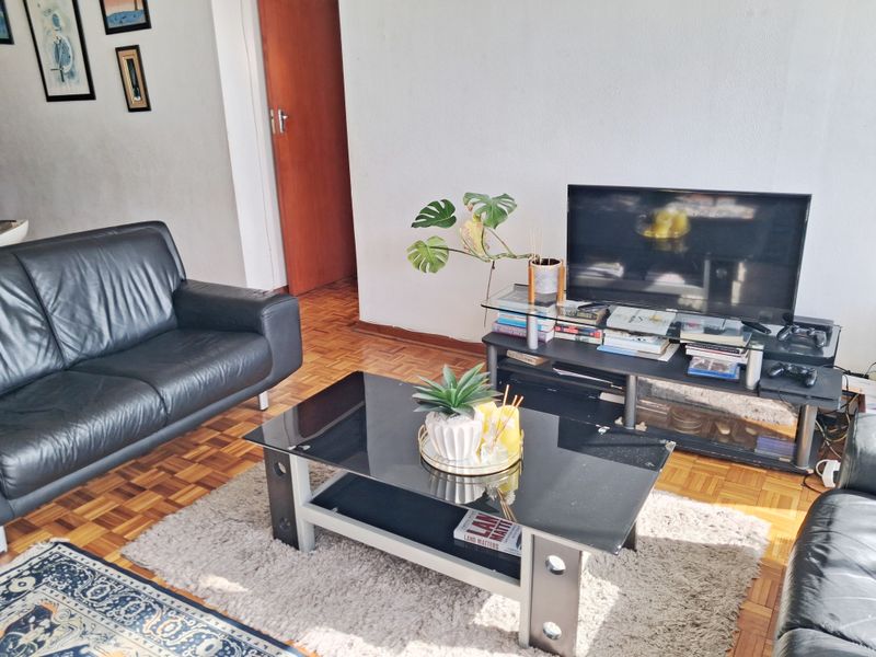 HUMEWOOD 2 BED 2 BATH FURNISHED APARTMENT WITH PARKING FOR RENT - Photo 3