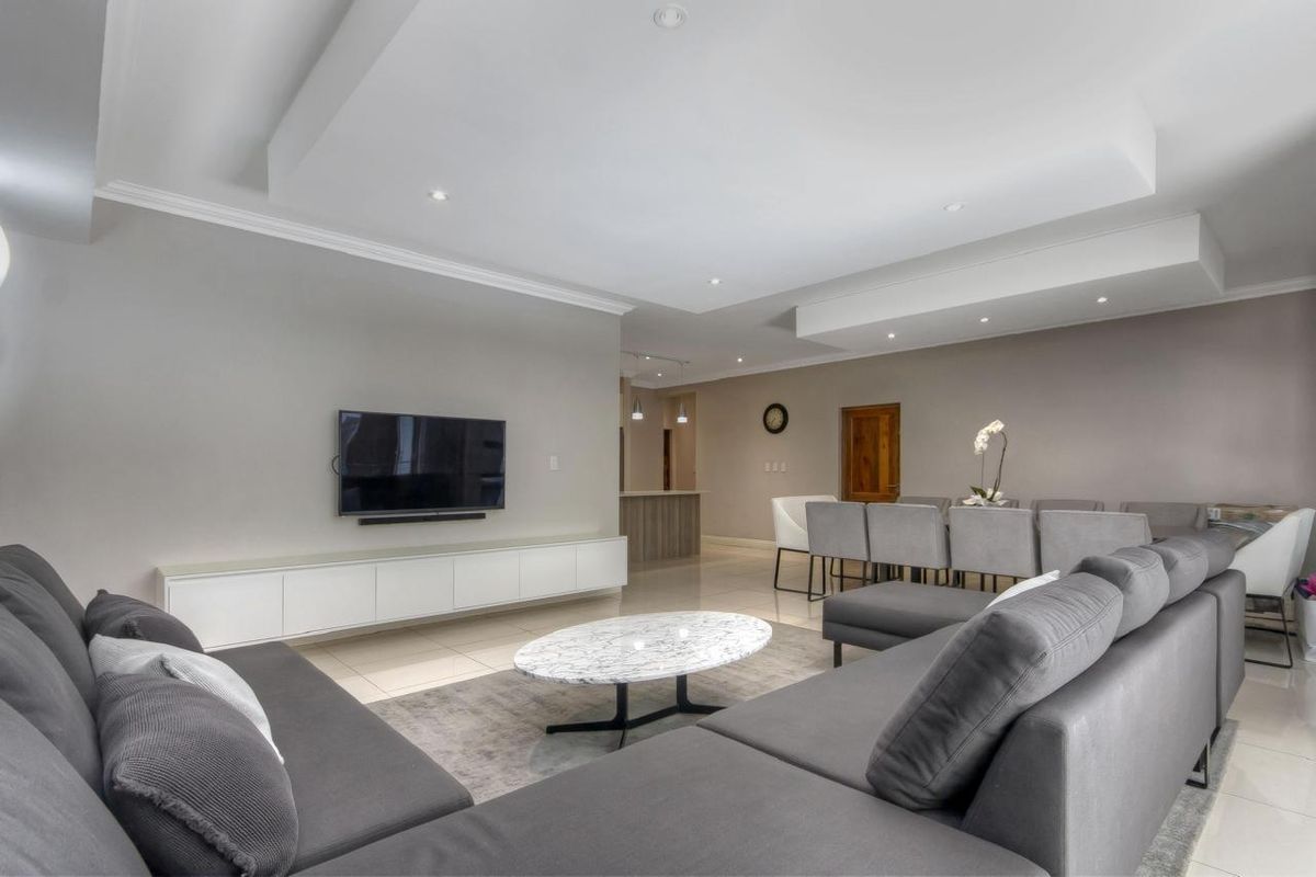 INCREDIBLE 2 BED MODERN MORNINGSIDE MASTERPIECE - Photo 2