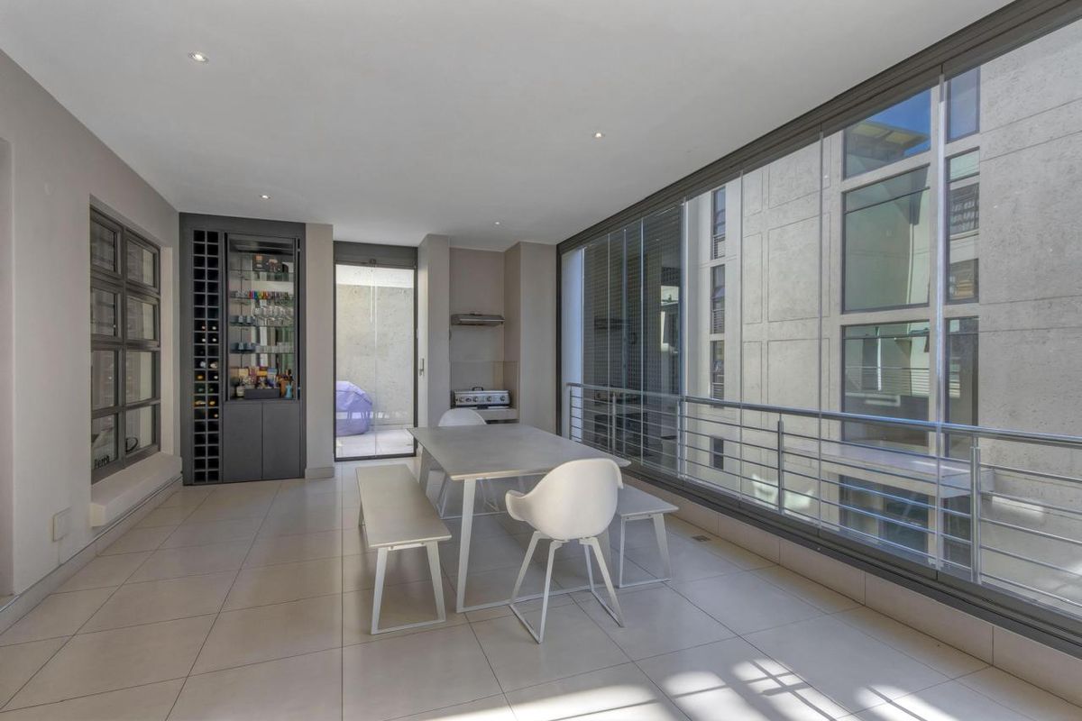 INCREDIBLE 2 BED MODERN MORNINGSIDE MASTERPIECE - Photo 3