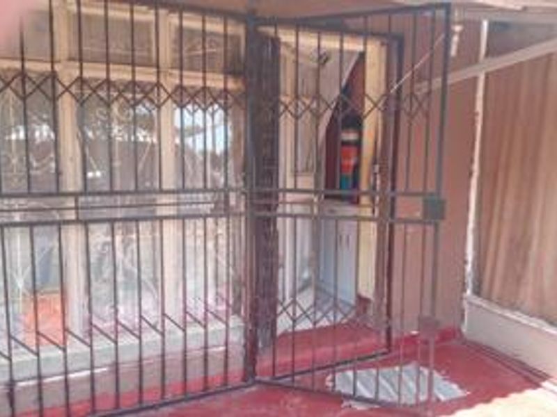 For the invester good monthly income - Photo 2