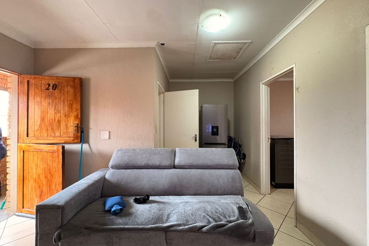 Beginners Luck - Photo 3