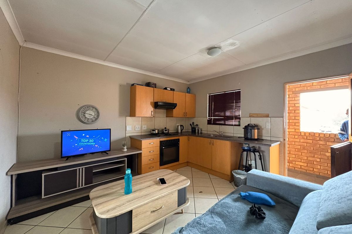 Beginners Luck - Photo 2