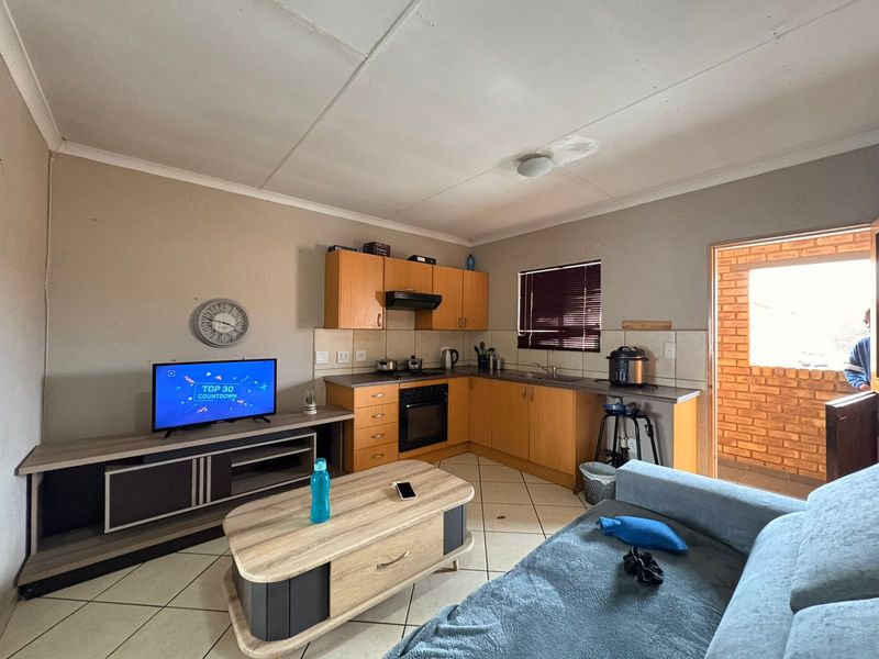 Beginners Luck - Photo 2