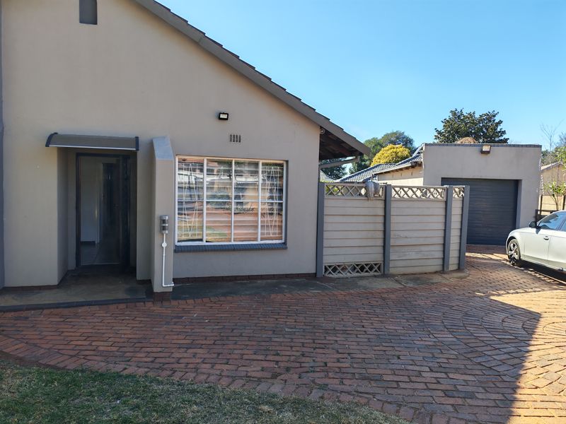 Find you comfort in every space - Photo 3