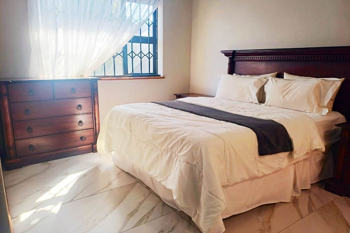 KINI BAY 1 BED 1 BATH FLATLET FOR RENT - Photo 3