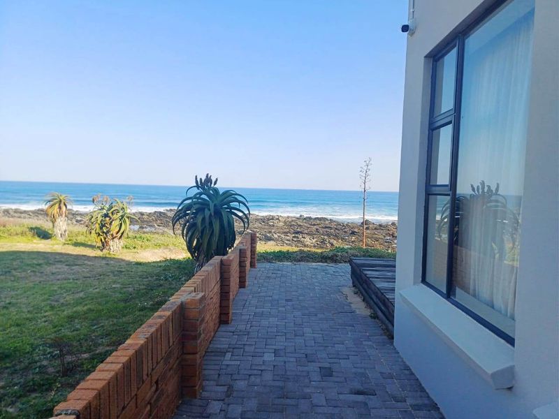 KINI BAY 1 BED 1 BATH FLATLET FOR RENT - Photo 2