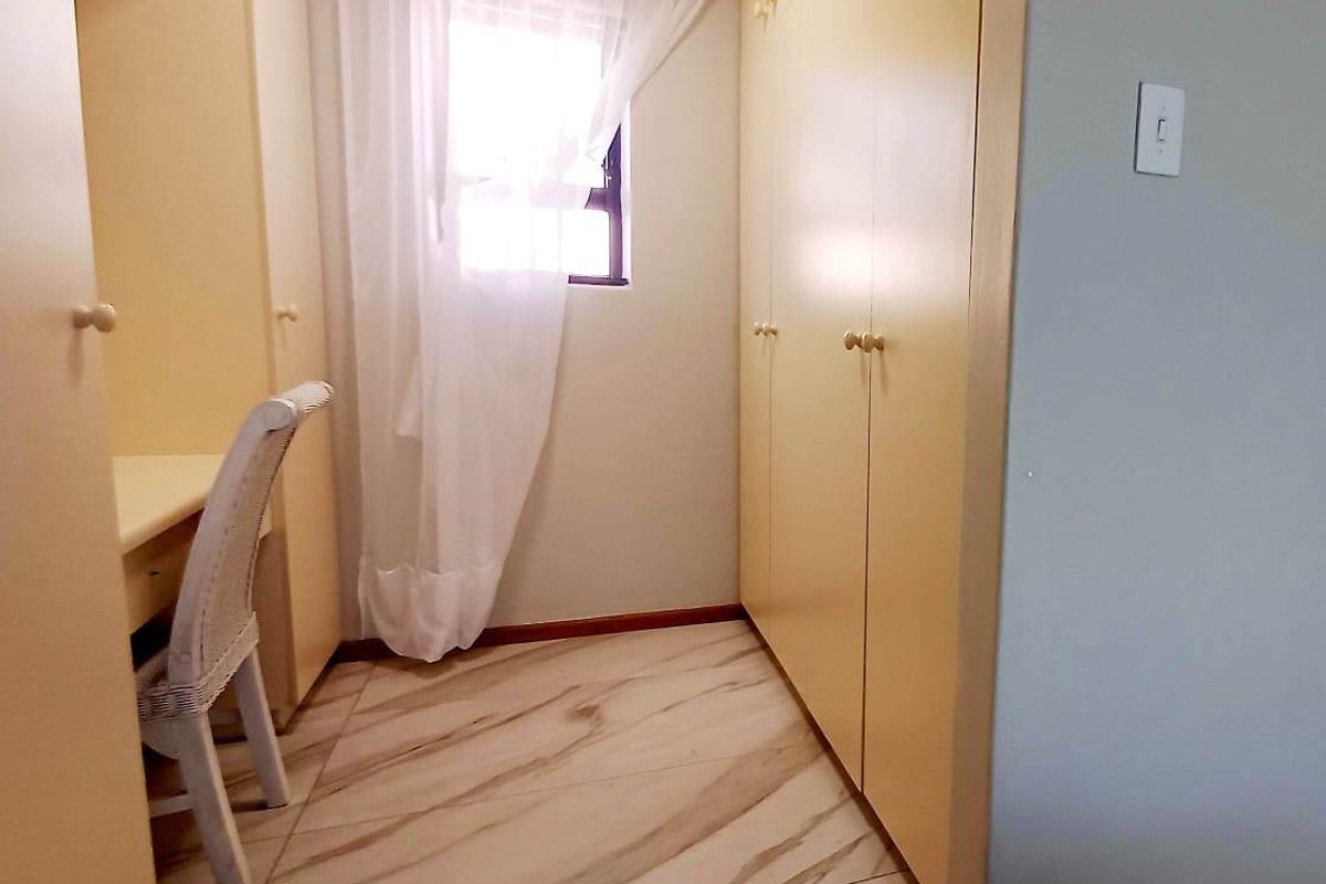 KINI BAY 1 BED 1 BATH FLATLET FOR RENT - Photo 5