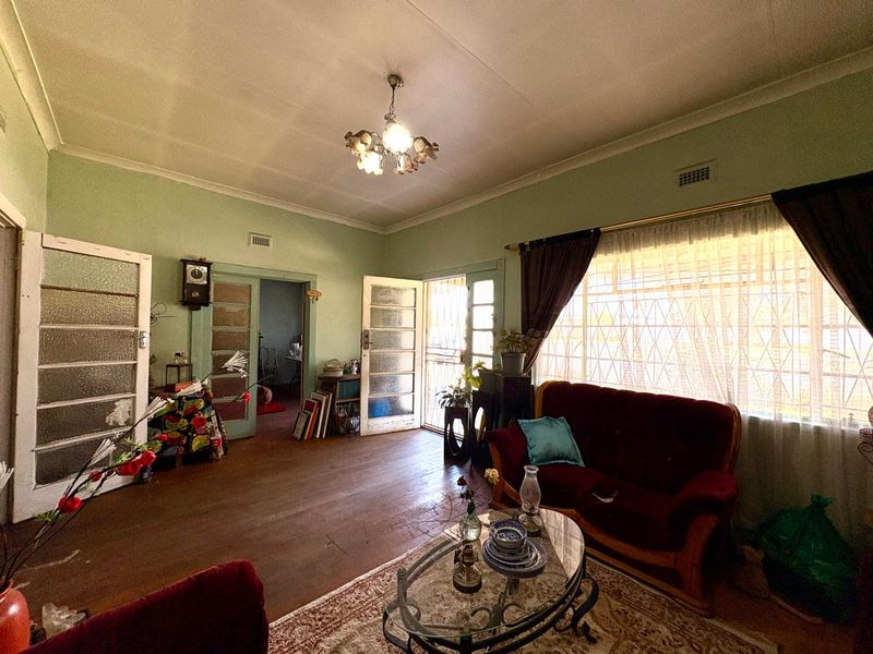 Brenthurst home for sale - Photo 3