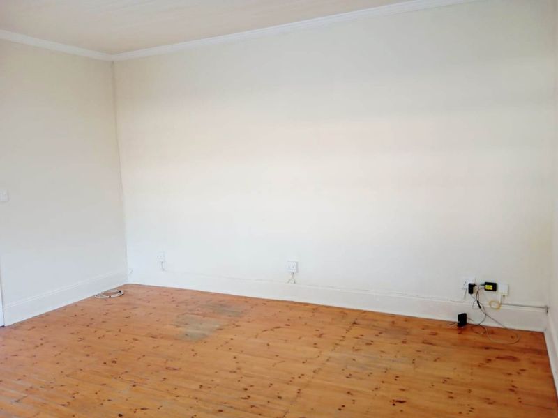 NEWTON PARK 3 BED 1.5 BATH HOUSE FOR RENT - Photo 10