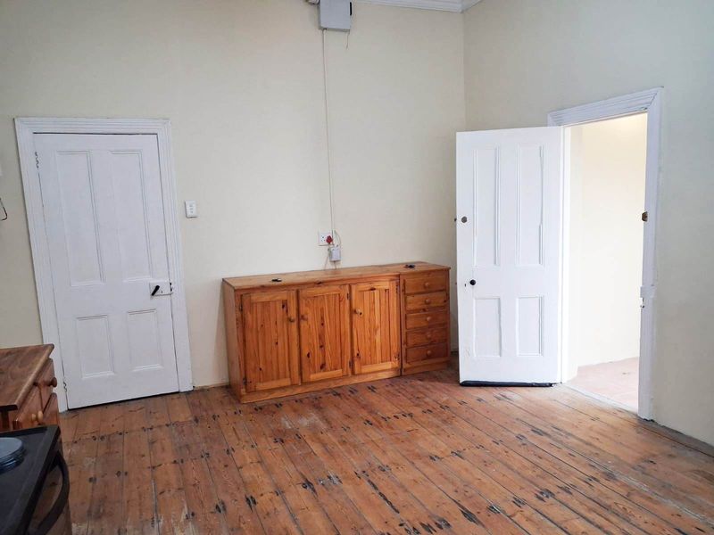 NEWTON PARK 3 BED 1.5 BATH HOUSE FOR RENT - Photo 5