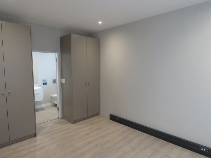 Contemporary 1-Bedroom Apartment in Paardevlei Secure. Stylish. Effortlessly Convenient - Photo 8