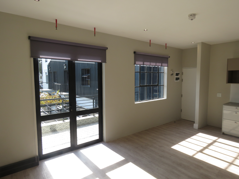 Contemporary 1-Bedroom Apartment in Paardevlei Secure. Stylish. Effortlessly Convenient - Photo 3