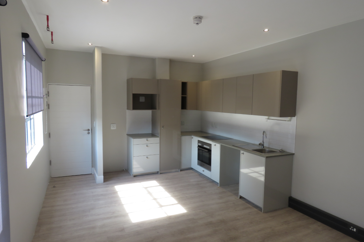 Contemporary 1-Bedroom Apartment in Paardevlei Secure. Stylish. Effortlessly Convenient - Photo 2