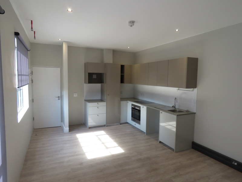 Contemporary 1-Bedroom Apartment in Paardevlei Secure. Stylish. Effortlessly Convenient - Photo 5