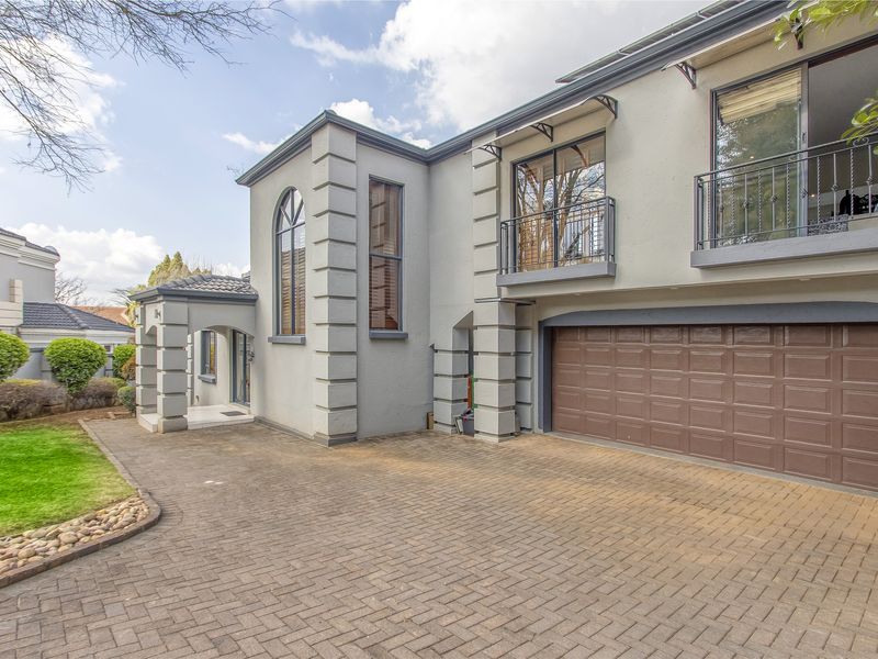 Live Where Nature Inspires and Community Thrives — Featherbrooke Estate - Photo 2