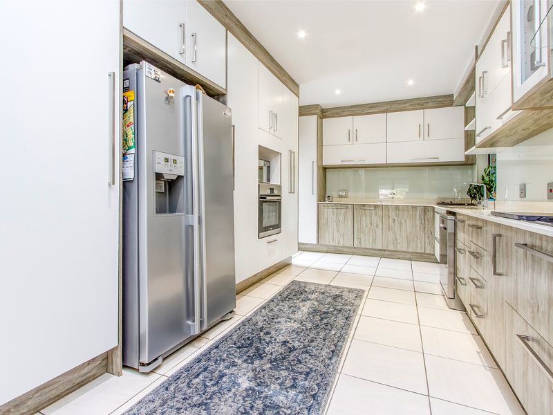 Live Where Nature Inspires and Community Thrives — Featherbrooke Estate - Photo 6