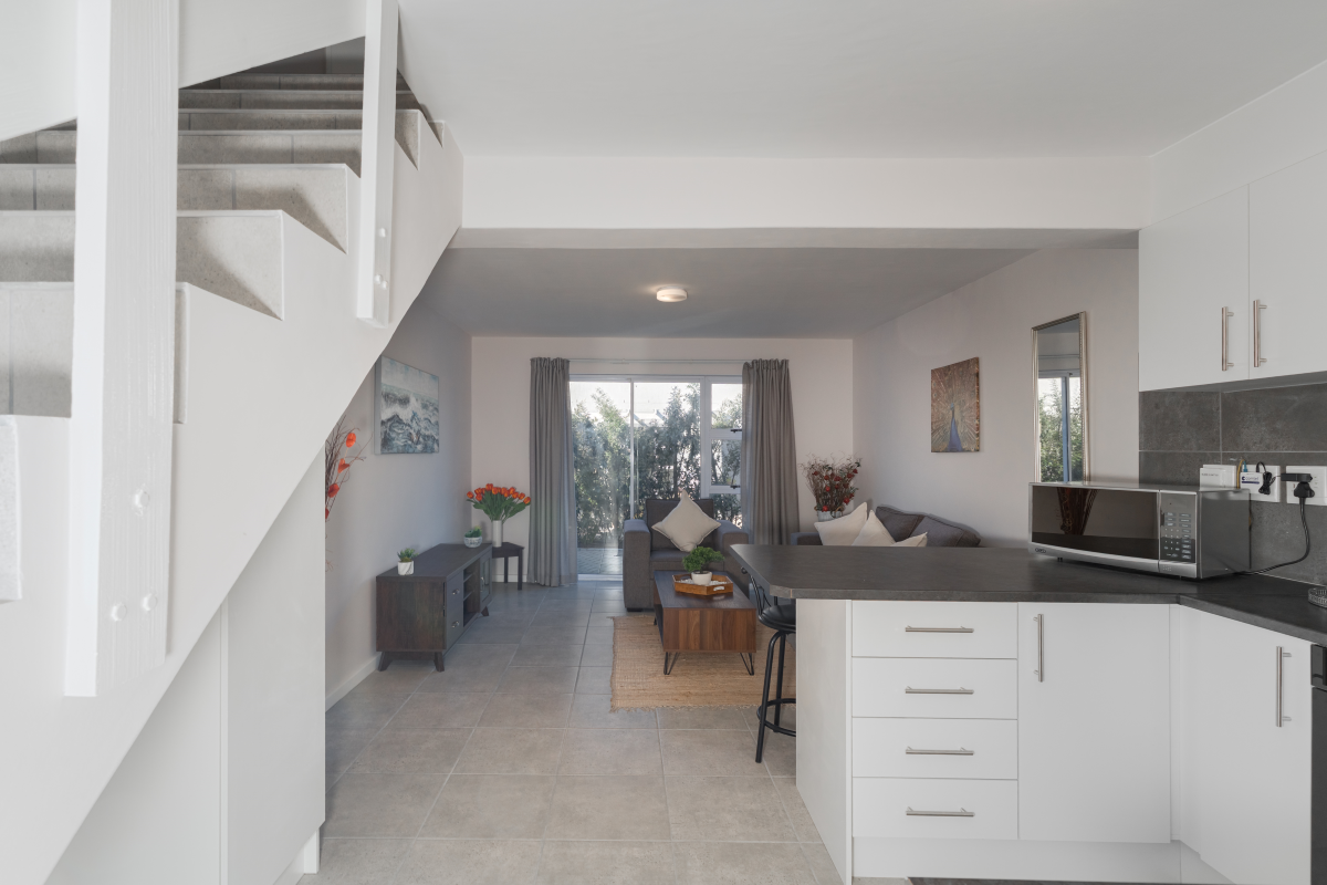 Secure, Spacious & Stylish—Perfect for Young Professionals or Families - Photo 2