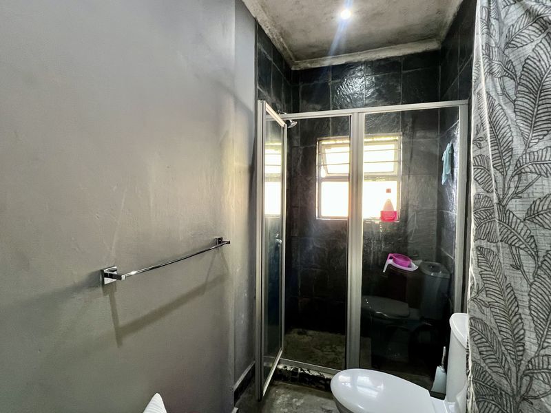 2 BEDROOM APARTMENT FOR SALE IN COMPLEX - Photo 8