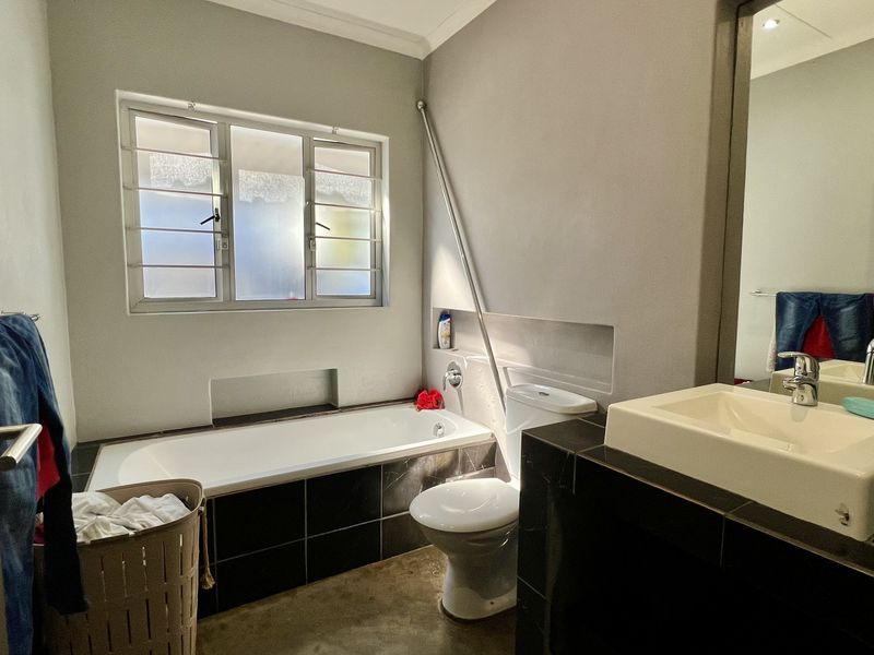 2 BEDROOM APARTMENT FOR SALE IN COMPLEX - Photo 10