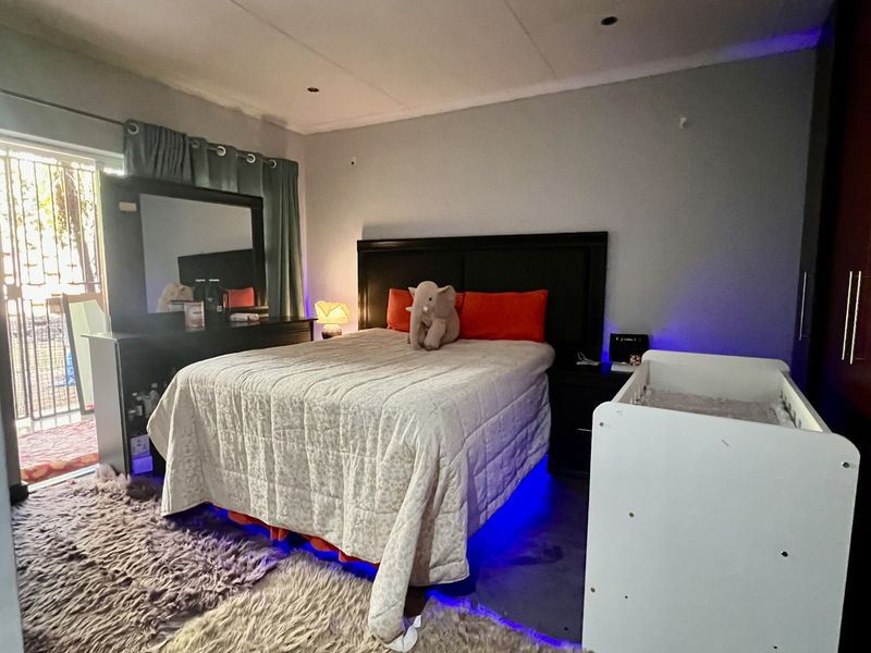 2 BEDROOM APARTMENT FOR SALE IN COMPLEX - Photo 6