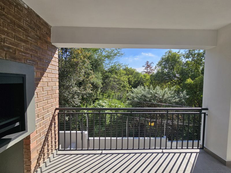 Elegant 3-Bedroom First Floor Apartment at Makarios, Bryanston – Unit 8 - West Facing, Sunset Views - Photo 10