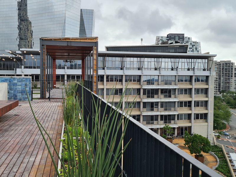 Spacious Studio for sale in Sandton - Photo 8