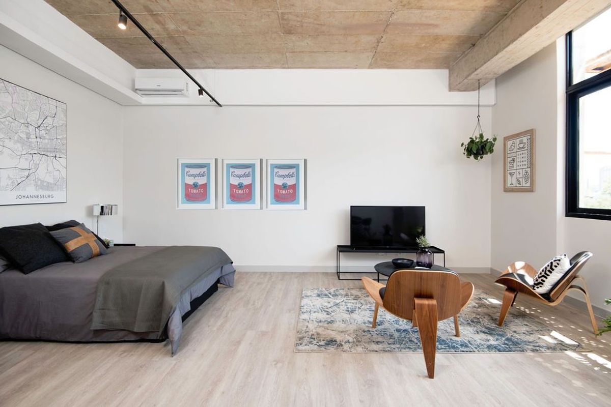 Spacious Studio for sale in Sandton - Photo 2