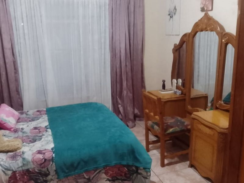 Hidden Gem Smallholding near Hartbeespoort dam - Photo 7