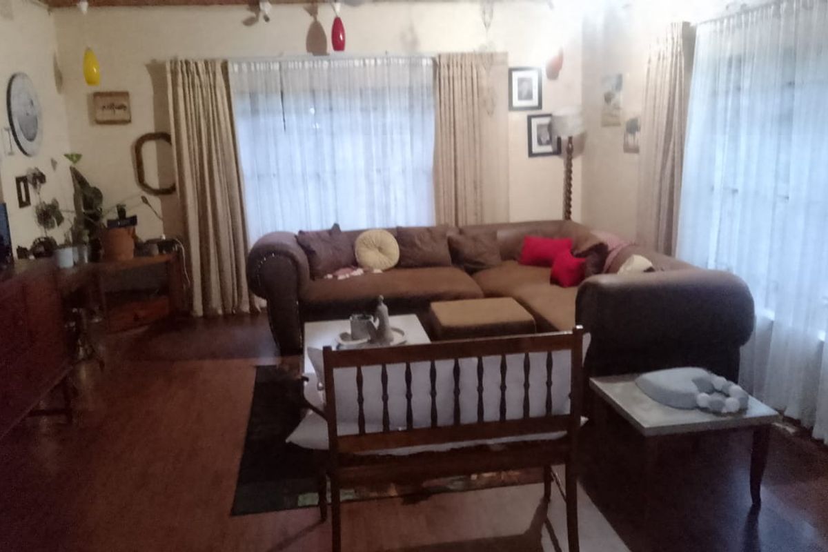 Hidden Gem Smallholding near Hartbeespoort dam - Photo 3