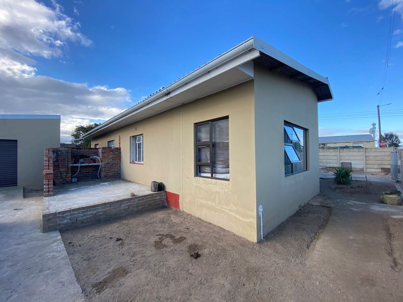 House For Sale In George - Photo 2