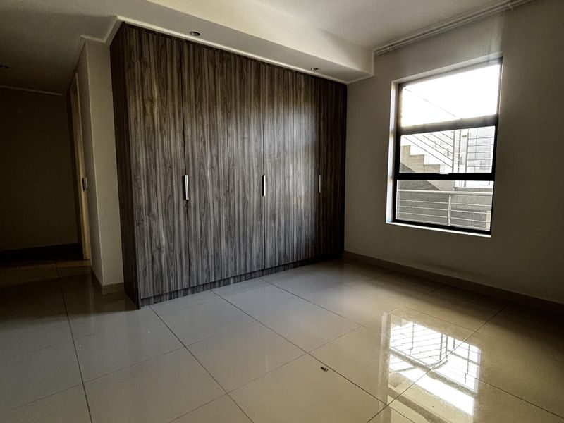 Wow SANDTON PARKMORE APARTMENTS - Photo 10