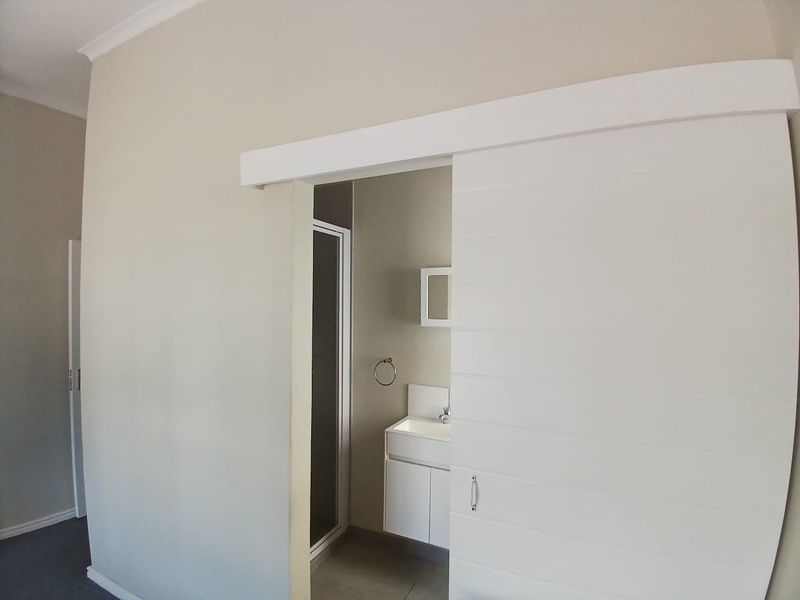 Shared Accommodation – Tweespruit Estate 2 Rooms Available - Photo 9