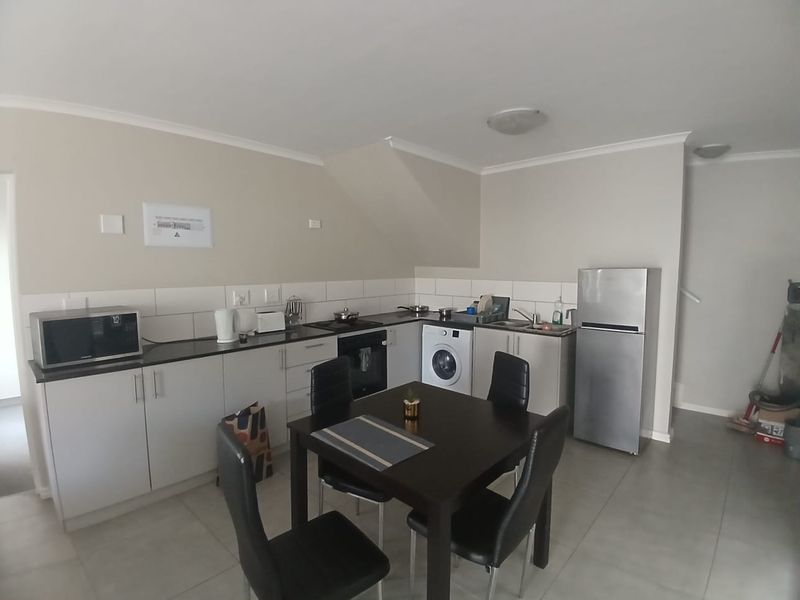 Shared Accommodation – Tweespruit Estate 2 Rooms Available - Photo 4