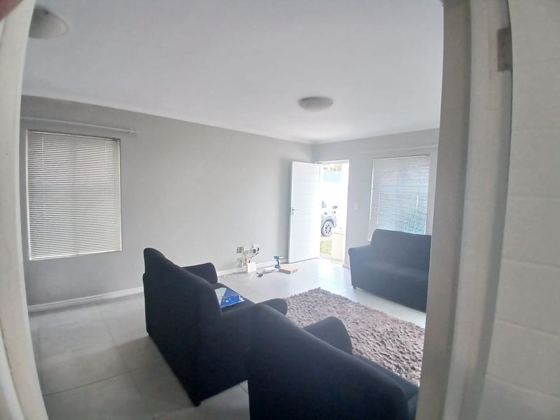 Shared Accommodation – Tweespruit Estate 2 Rooms Available - Photo 3