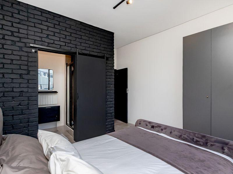 Penthouse Living in BlackBrick Sandown - Photo 6