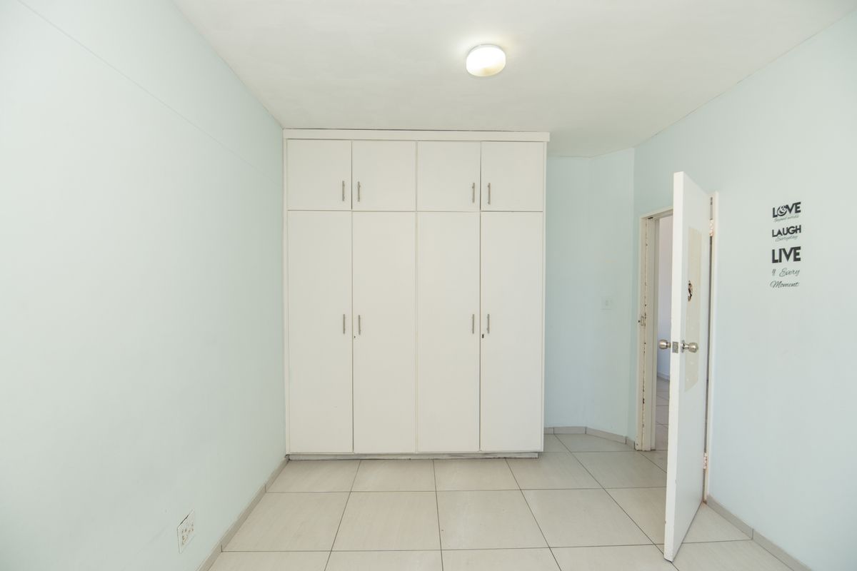 HUMEWOOD ROOM IN APARTMENT FOR RENT - Photo 3