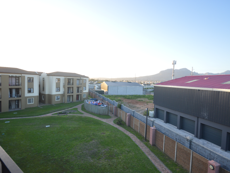 Versatile Investment with Family Appeal in Soteria Estate - Photo 3