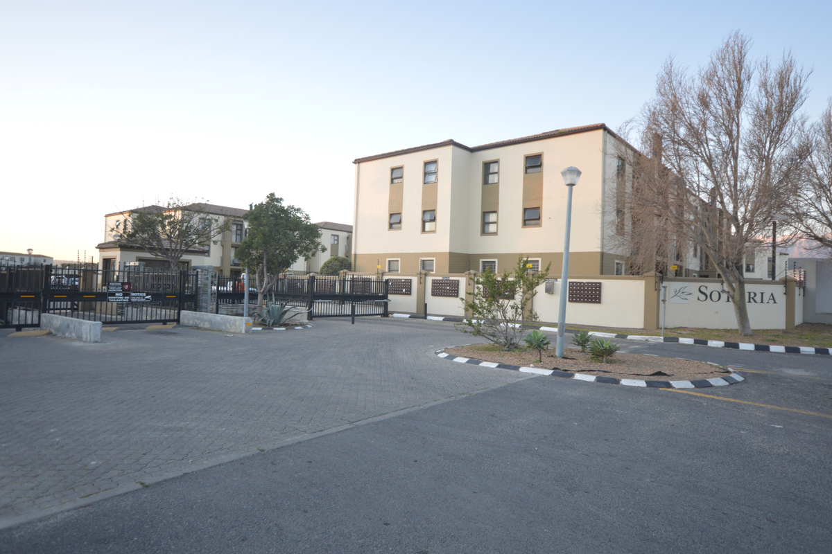 Versatile Investment with Family Appeal in Soteria Estate - Photo 2