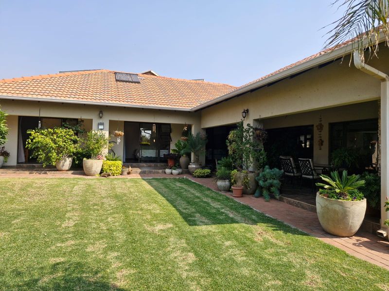 3-Bedroom Home in Seasons Lifestyle Golf Estate - Photo 8