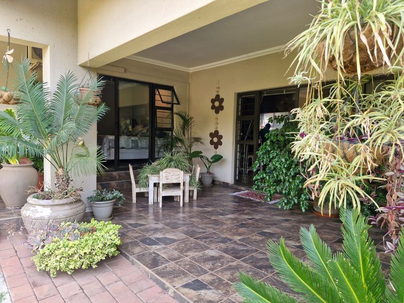 3-Bedroom Home in Seasons Lifestyle Golf Estate - Photo 6