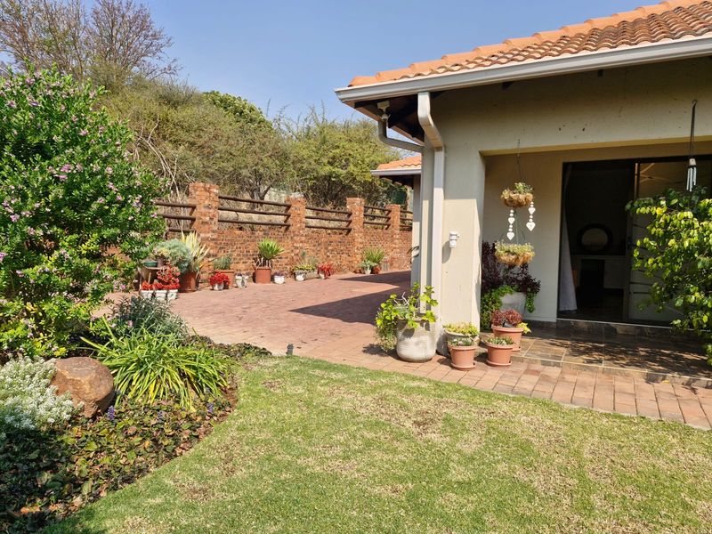 3-Bedroom Home in Seasons Lifestyle Golf Estate - Photo 5