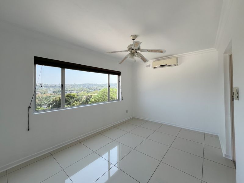 Scenic 1 Bedroom Duplex in Sheffield Beach - Photo 7