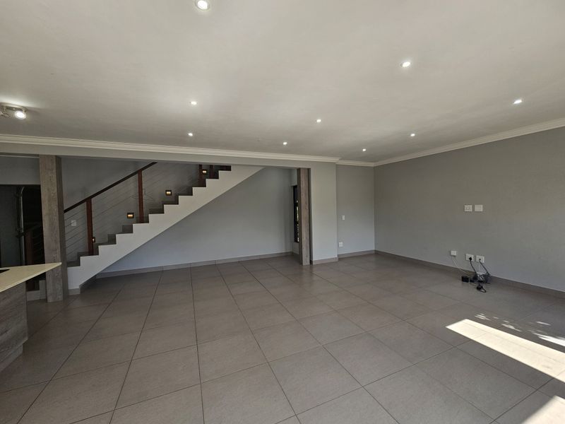 House FOR SALE  in Salt Rock - Photo 8