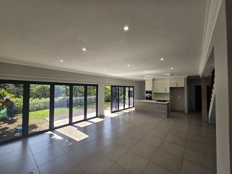 House FOR SALE  in Salt Rock - Photo 4